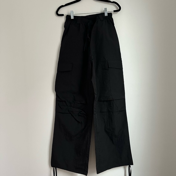 Amazon Black Cargo Pants - Picture 1 of 4
